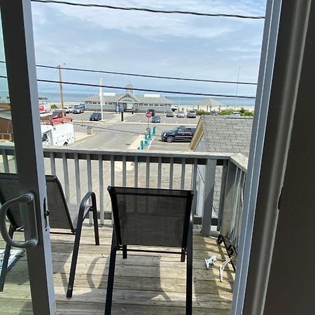 Nautical Beach Apartments Hampton Exterior photo